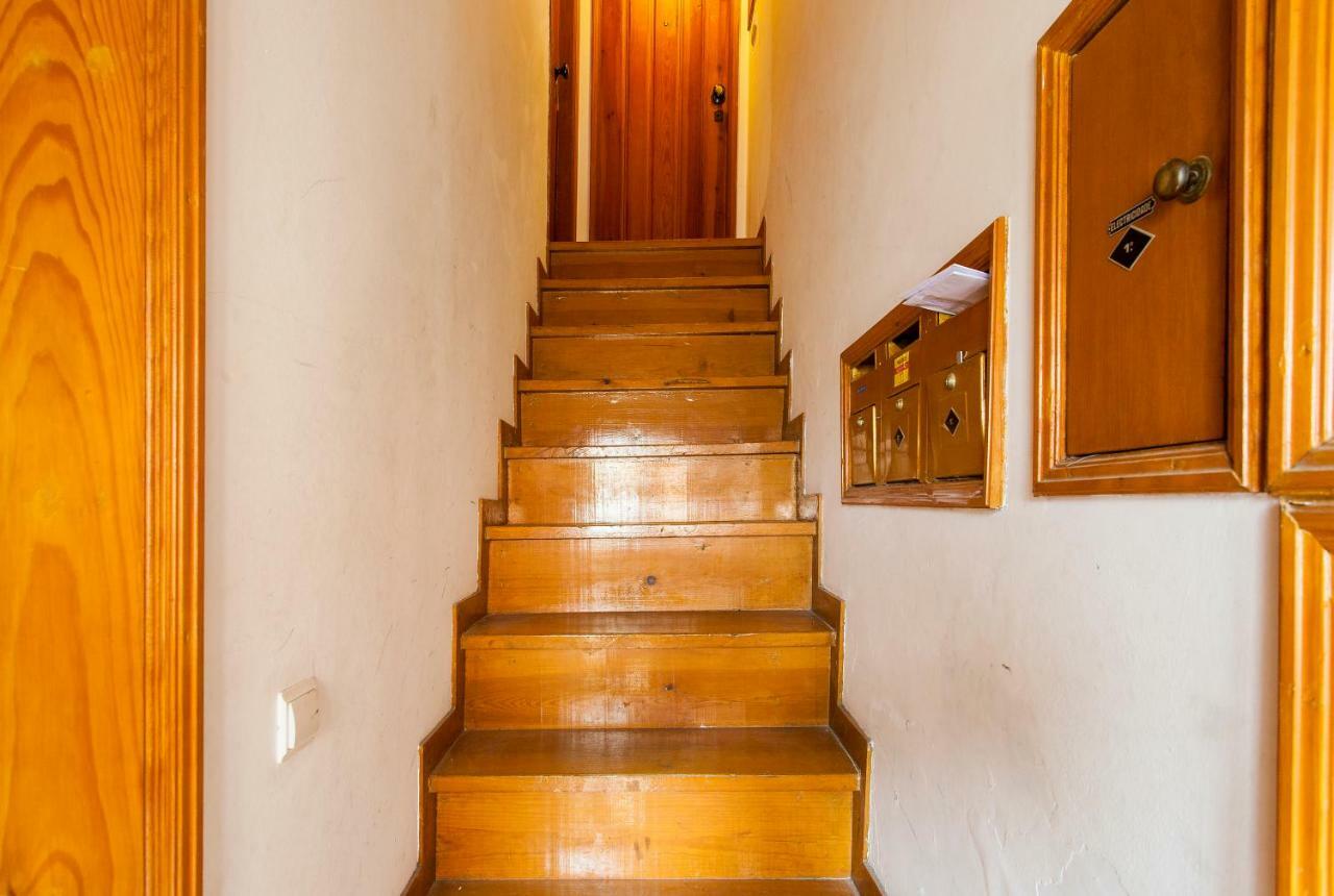 Joivy Charming Apt Near Fado Museum Lisbon Bagian luar foto